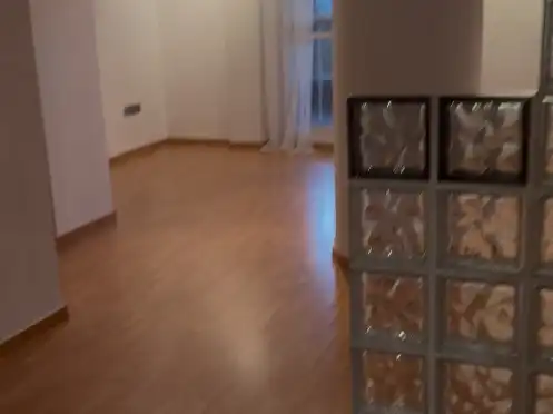 Piso de alquiler en Sevilla con Aire acondicionado, Calefacción y Parquet