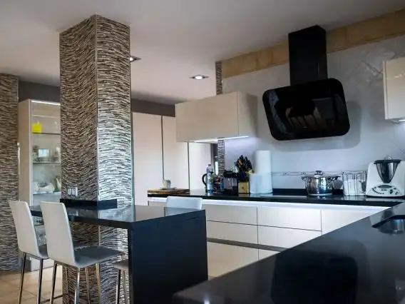 Piso en venta en Calle la Yedra, 1, Baeza Cocina de Piso en venta en Baeza con Aire acondicionado, Calefacción y Jardín privado