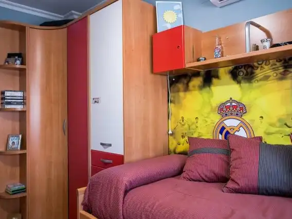 Piso en venta en Calle la Yedra, 1, Baeza Habitación de Piso en venta en Baeza con Aire acondicionado, Calefacción y Jardín privado
