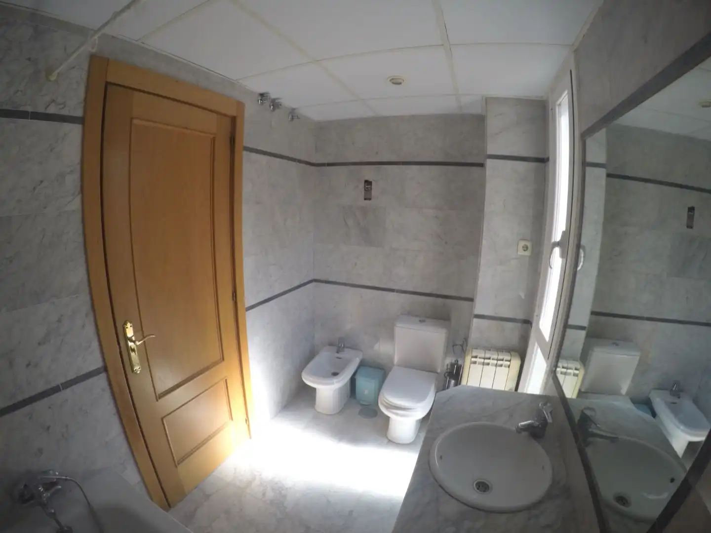 Bathroom of Flat for rent in Madrid  with Heating and Furnished
