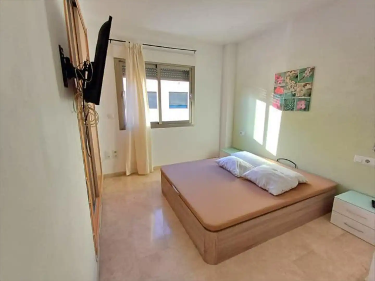 Piso de alquiler en Oliva pueblo Habitación de Piso de alquiler en Oliva con Terraza y Amueblado