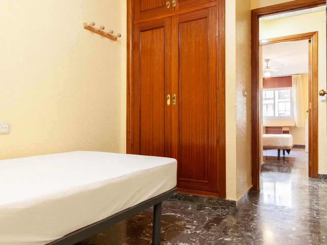 Room in Plaza Parque Del Generalife, 3, Nueva Andalucía