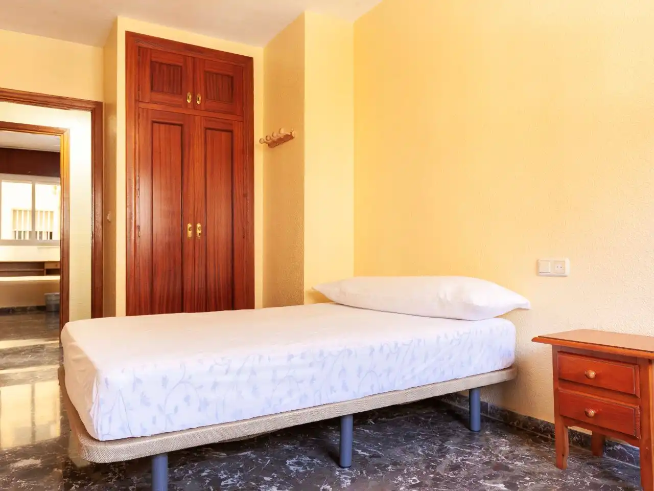 Room in Plaza Parque Del Generalife, 3, Nueva Andalucía