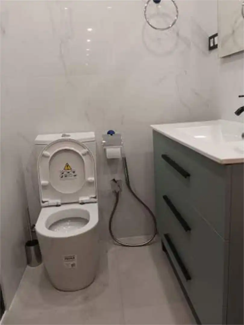 Piso de alquiler en El Pilar Baño de Piso de alquiler en Vitoria - Gasteiz con Calefacción, Trastero y Amueblado