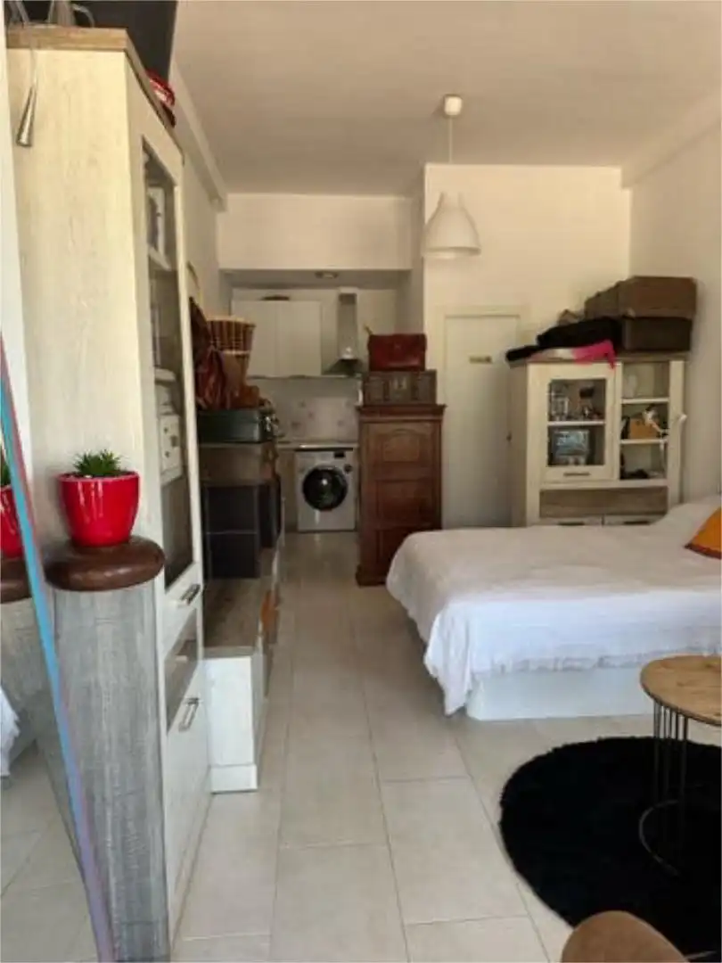 Loft de lloguer a Cabo de las Huertas Dormitori de Loft de lloguer en Alicante / Alacant