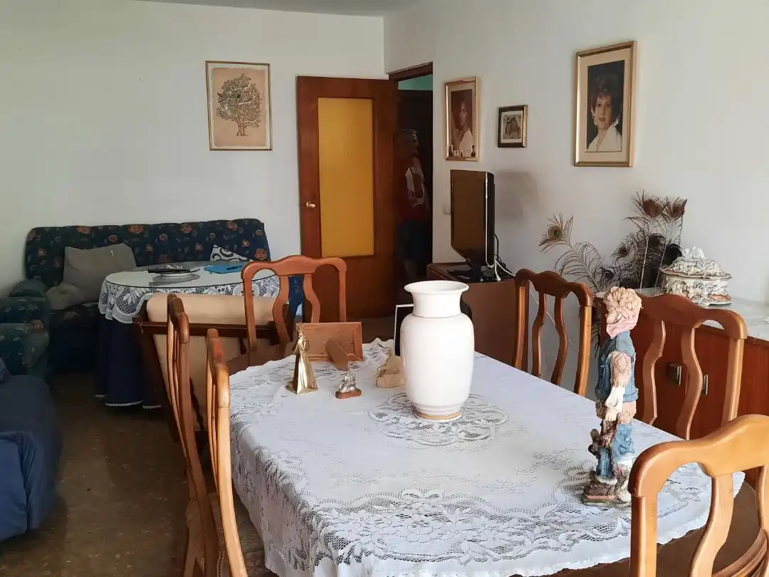 Pis en venda a Calle José Tallaví, 8, Barrio de Ciudad Jardín Menjador de Pis en venda en Málaga amb Calefacció, Jardí privat i Terrassa