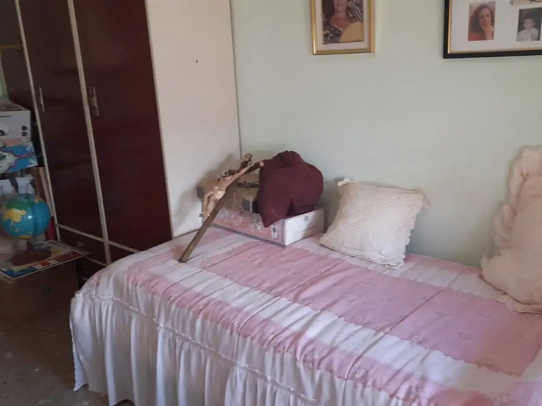 Pis en venda a Calle José Tallaví, 8, Barrio de Ciudad Jardín Dormitori de Pis en venda en Málaga amb Calefacció, Jardí privat i Terrassa
