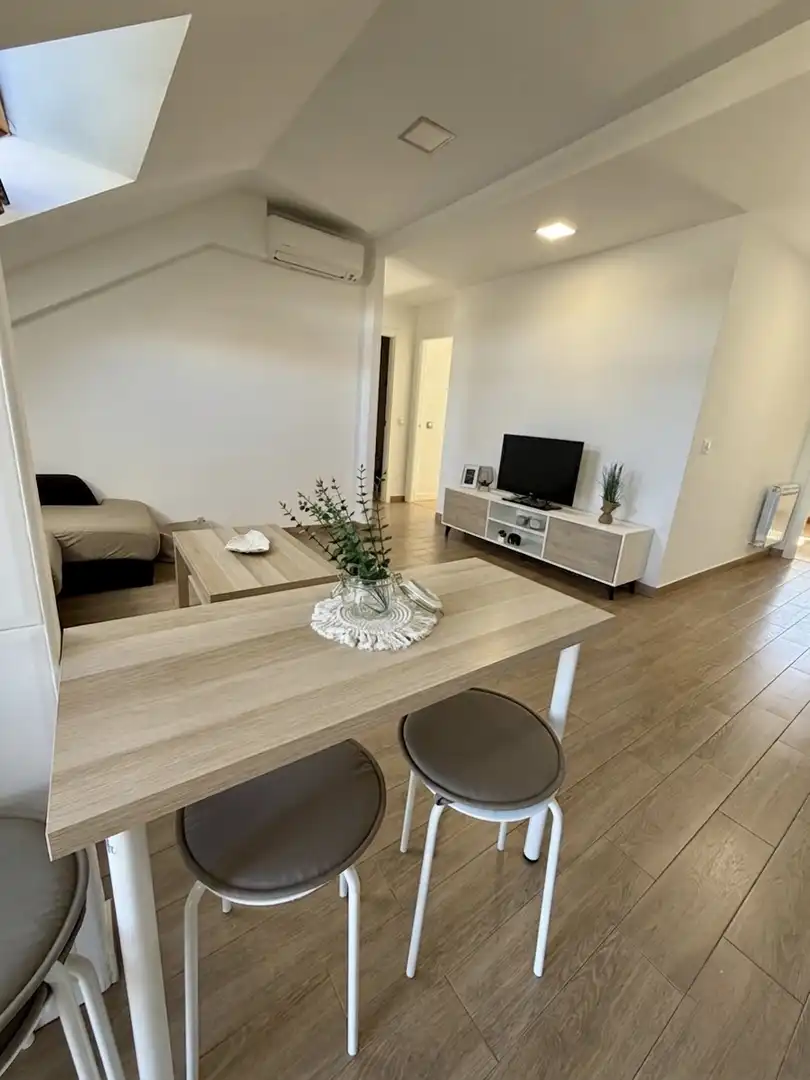 Flat for rent in Avenida Madrid, 23, Valverde de la Virgen Living room of Flat for rent in Valverde de la Virgen with Air Conditioner, Heating and Terrace