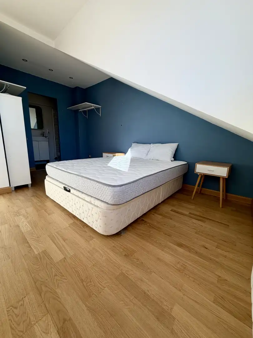 Piso de alquiler en Avenida Madrid, 23, Valverde de la Virgen Habitación de Piso de alquiler en Valverde de la Virgen con Aire acondicionado, Calefacción y Terraza