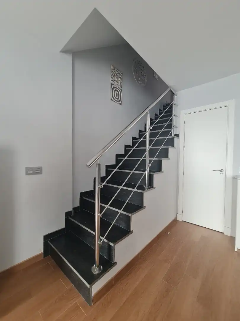 Einfamilien-Reihenhaus zum Verkauf in Calle General Serrano, 3, Centro Einfamilien-Reihenhaus zum Verkauf in San Fernando mit Klimaanlage, Heizung und Terrasse