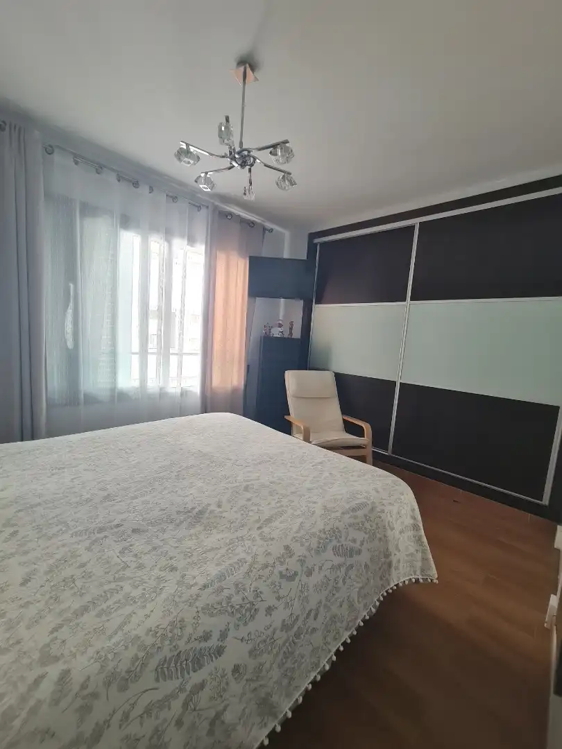 Einfamilien-Reihenhaus zum Verkauf in Calle General Serrano, 3, Centro Schlafzimmer von Einfamilien-Reihenhaus zum Verkauf in San Fernando mit Klimaanlage, Heizung und Terrasse