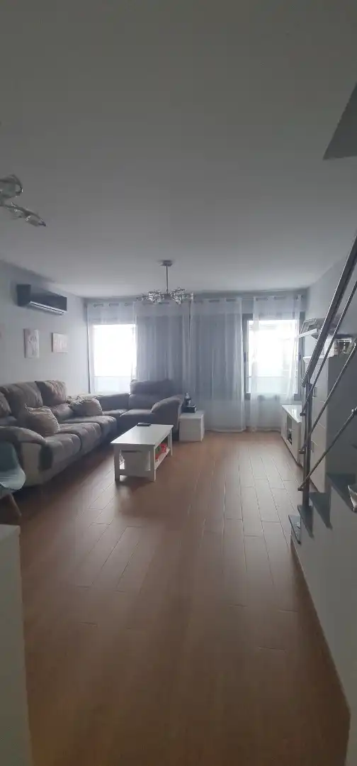 Einfamilien-Reihenhaus zum Verkauf in Calle General Serrano, 3, Centro Wohnzimmer von Einfamilien-Reihenhaus zum Verkauf in San Fernando mit Klimaanlage, Heizung und Terrasse