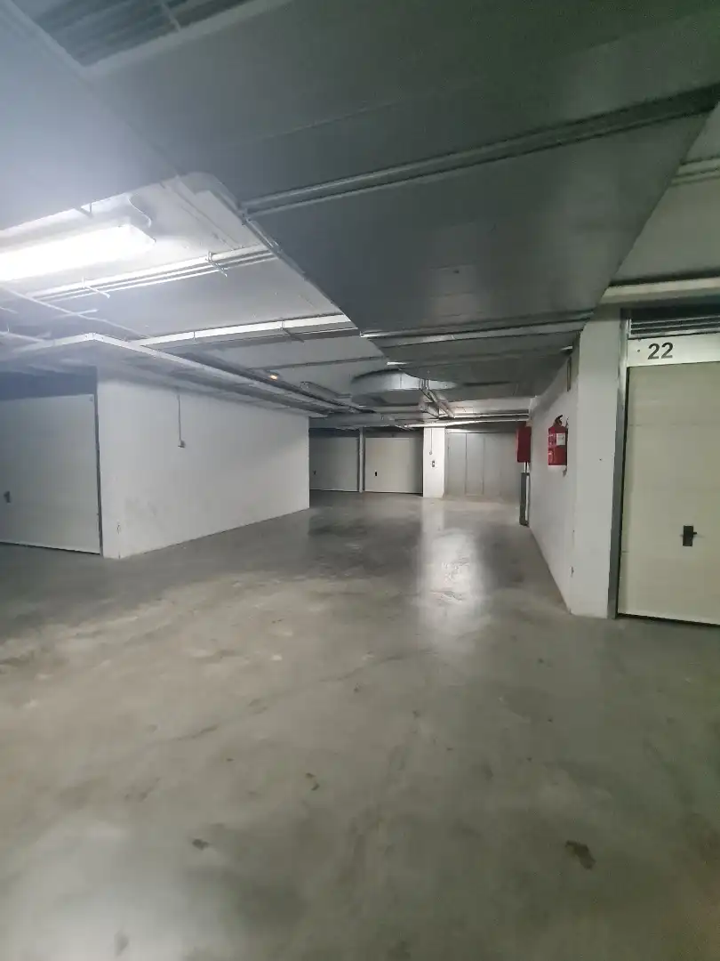 Einfamilien-Reihenhaus zum Verkauf in Calle General Serrano, 3, Centro Parkplatz von Einfamilien-Reihenhaus zum Verkauf in San Fernando mit Klimaanlage, Heizung und Terrasse