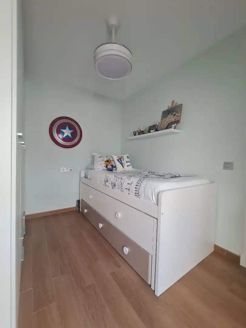 Einfamilien-Reihenhaus zum Verkauf in Calle General Serrano, 3, Centro Schlafzimmer von Einfamilien-Reihenhaus zum Verkauf in San Fernando mit Klimaanlage, Heizung und Terrasse