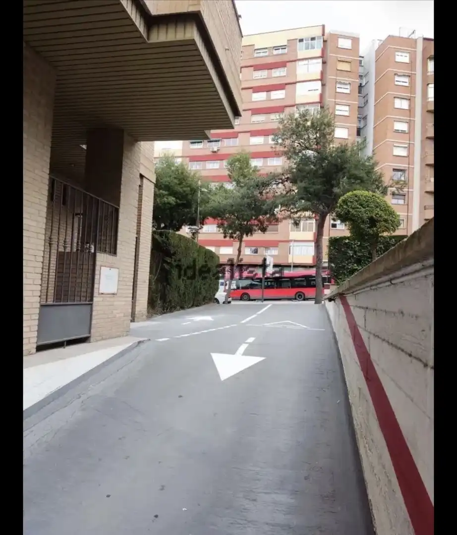 Aparcament de Garatge en venda en Zaragoza