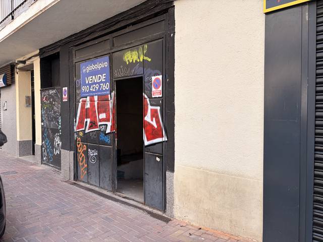 Local comercial en Alquiler en Calle Velilla, 4 en Casco histórico de Vicálvaro