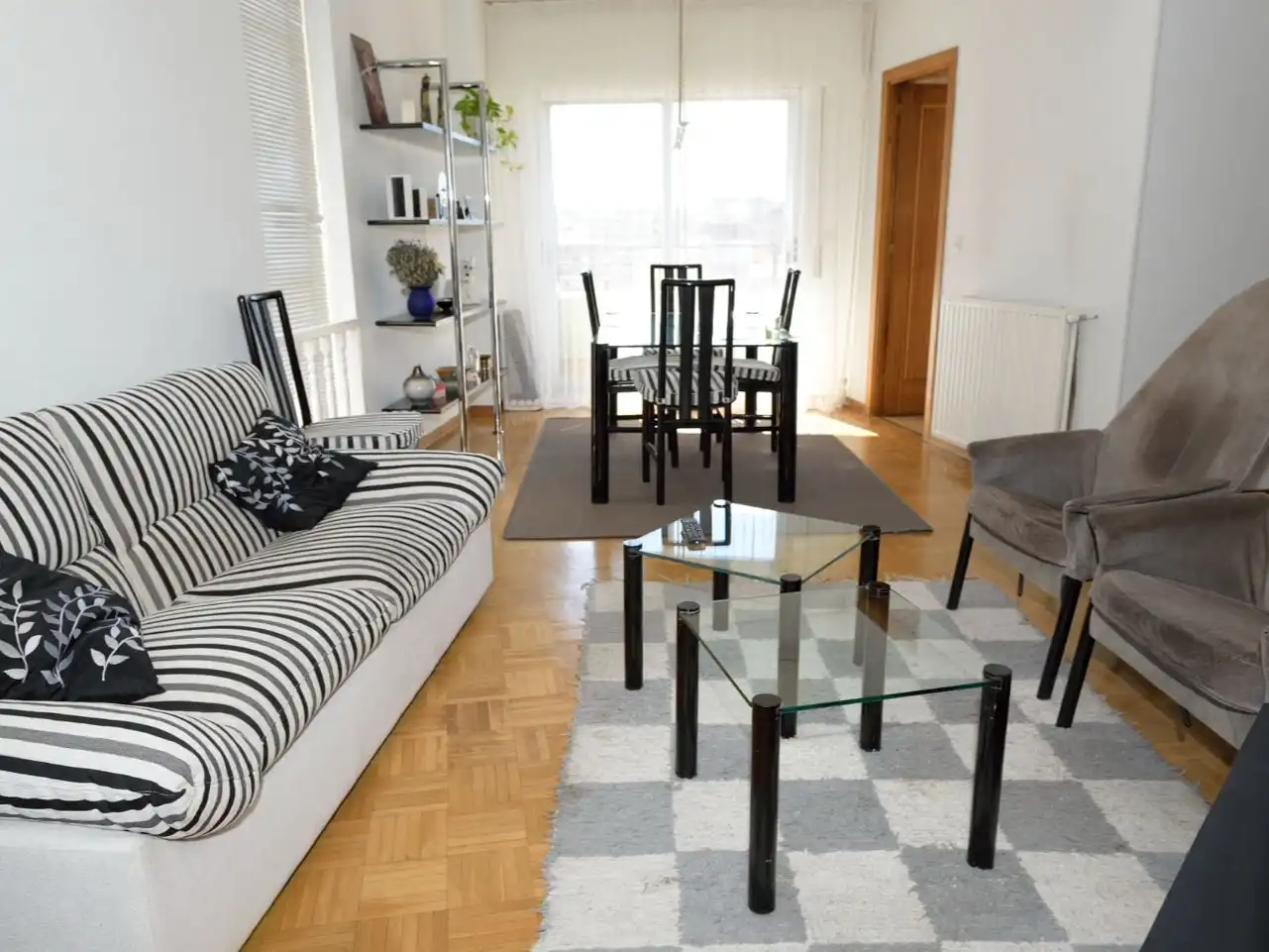 Room in Calle de Santa Cecilia, 10, Lucero