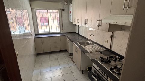 Piso en venta en Calle de la Isla de Sumatra, 29, Tres Olivos - Valverde, Madrid Capital - imagen 3 Foto 3 de Piso en venta en Calle de la Isla de Sumatra, 29, Tres Olivos - Valverde, Madrid Capital