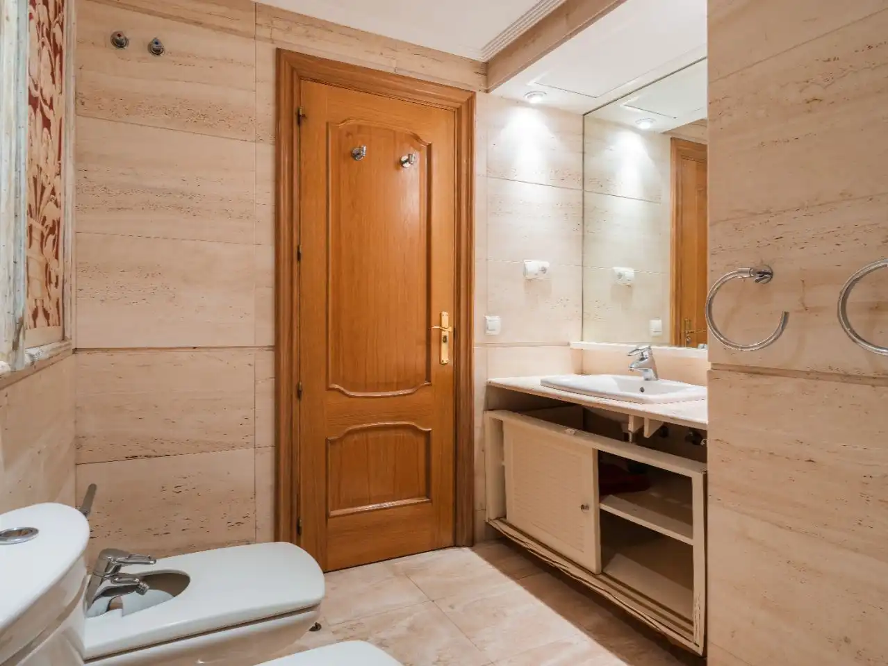 Apartments for sale in Street Calle Arturo Rubinstein, 8, Marbella Centro Bathroom of Apartments for sale in Marbella with Air Conditioner, Terrace and Swimming Pool