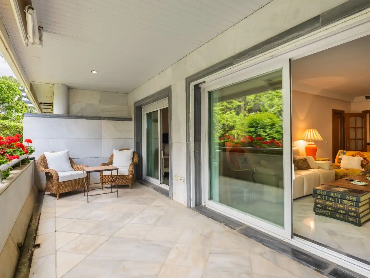 Apartments for sale in Street Calle Arturo Rubinstein, 8, Marbella Centro Terrace of Apartments for sale in Marbella with Air Conditioner, Terrace and Swimming Pool