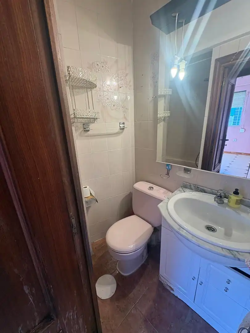 Piso en venta en Calle del Conde Rodríguez San Pedro, 38, Entrevías Baño de Piso en venta en Madrid Capital con Terraza
