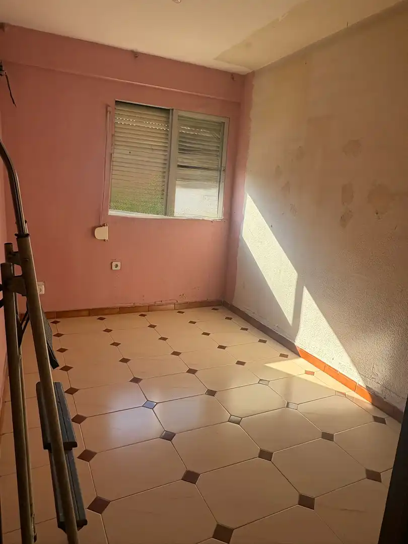 Piso en venta en Calle del Conde Rodríguez San Pedro, 38, Entrevías Habitación de Piso en venta en Madrid Capital con Terraza