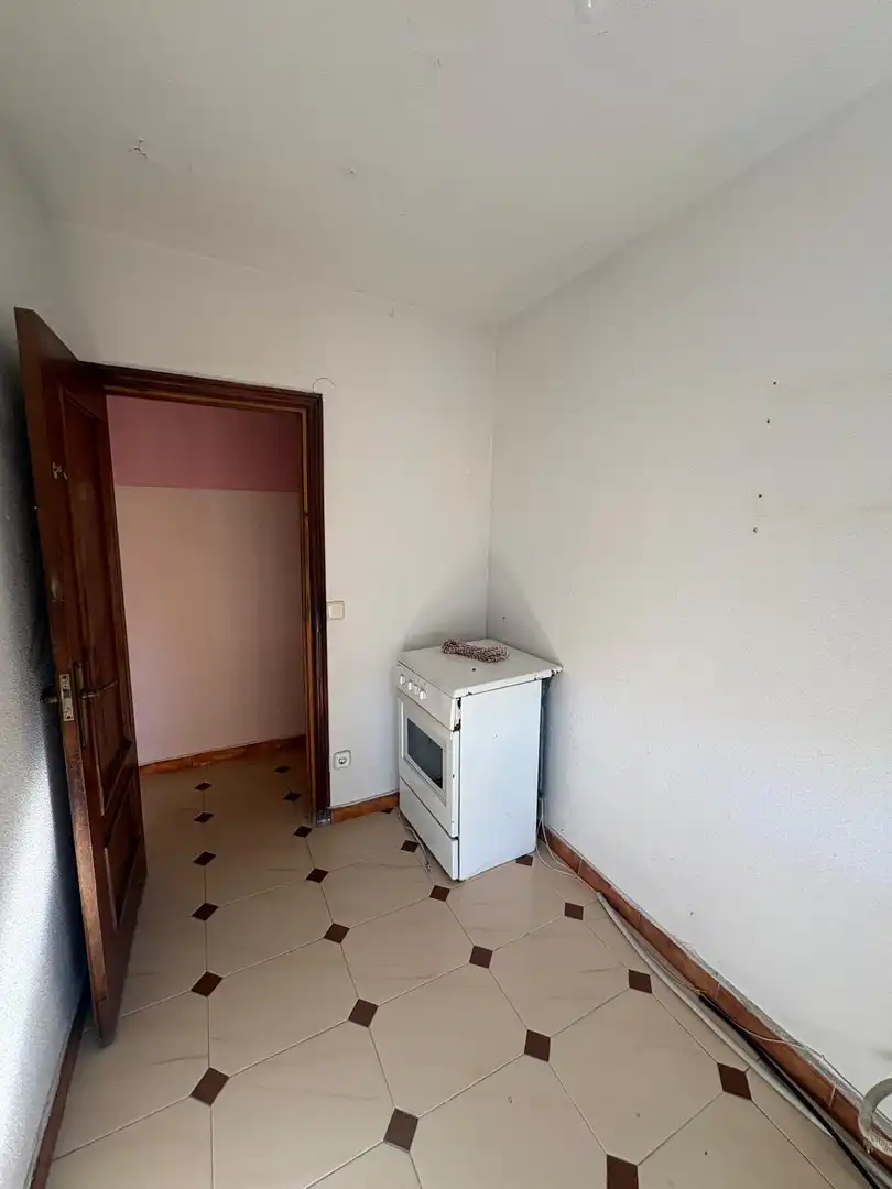 Piso en venta en Calle del Conde Rodríguez San Pedro, 38, Entrevías Cocina de Piso en venta en Madrid Capital con Terraza