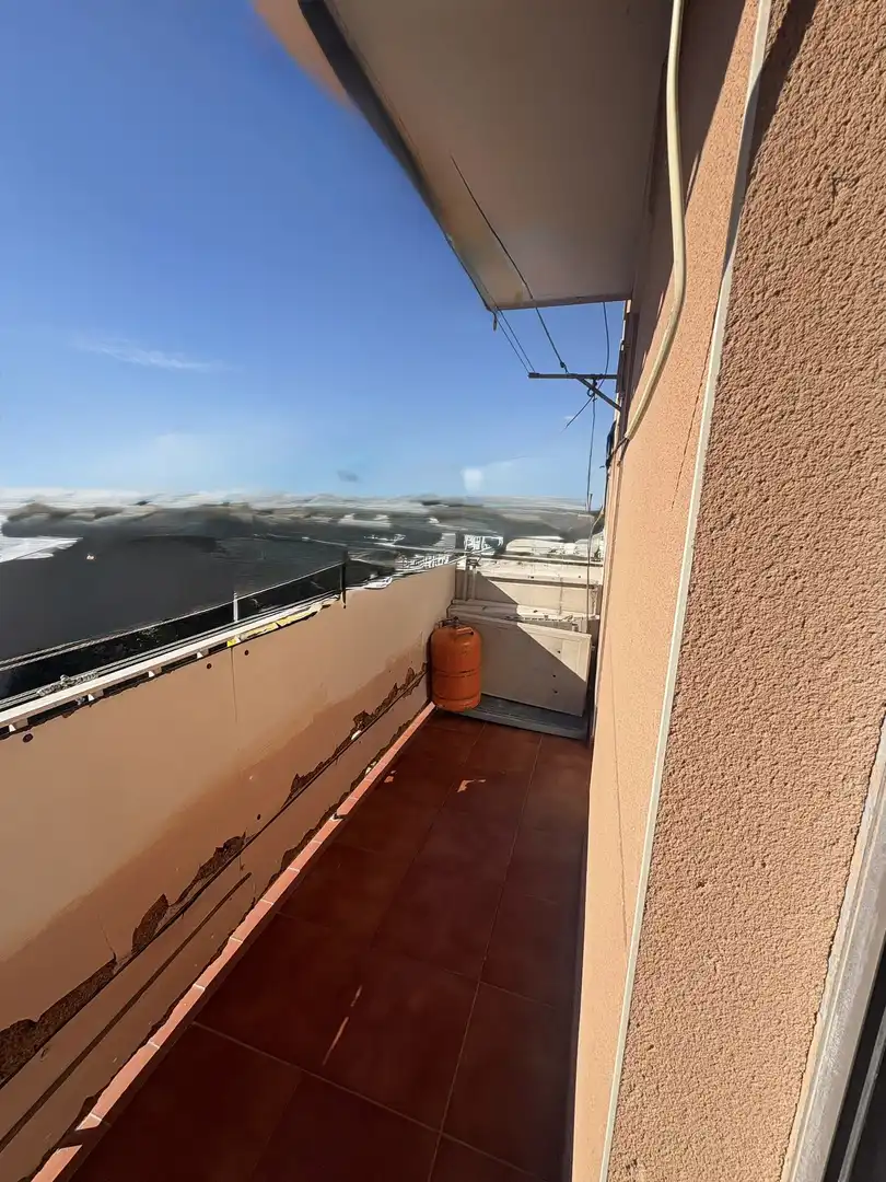 Piso en venta en Calle del Conde Rodríguez San Pedro, 38, Entrevías Terraza de Piso en venta en Madrid Capital con Terraza