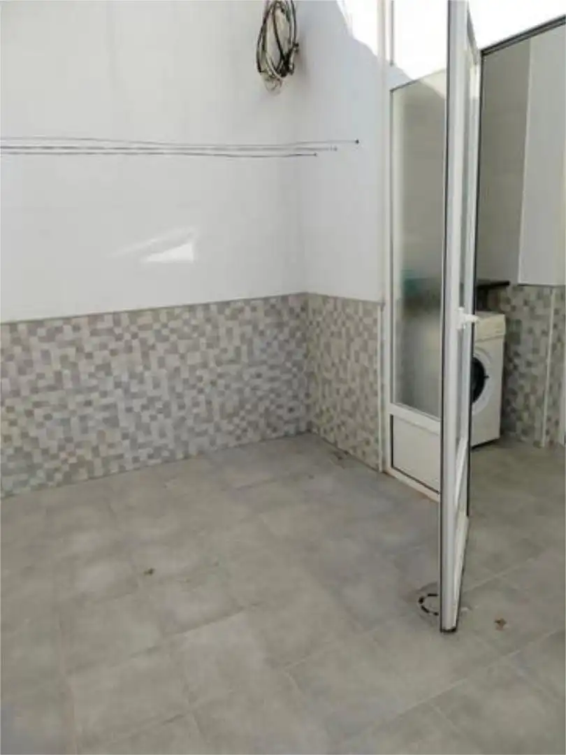 Baño de Apartamento de alquiler en Baeza