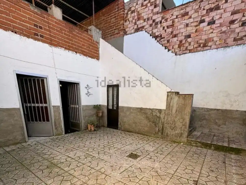 Einfamilien-Reihenhaus zum Verkauf in Calle Pardo Bazán, 80, El Poblado - Abulagar Einfamilien-Reihenhaus zum Verkauf in Puertollano mit Klimaanlage und Terrasse