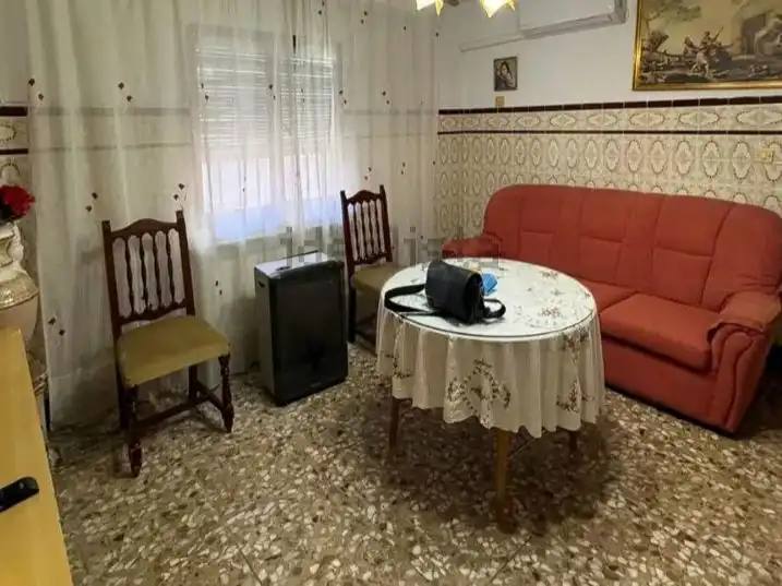 Einfamilien-Reihenhaus zum Verkauf in Calle Pardo Bazán, 80, El Poblado - Abulagar Wohnzimmer von Einfamilien-Reihenhaus zum Verkauf in Puertollano mit Klimaanlage und Terrasse