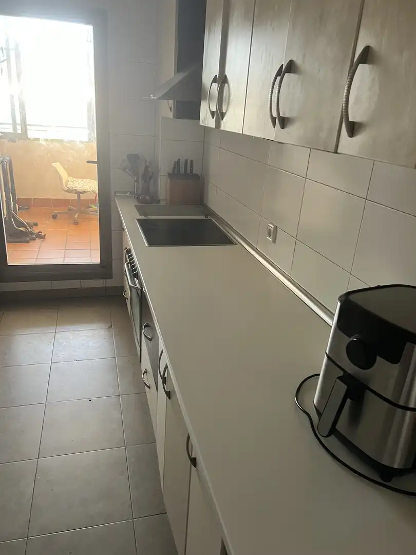 Wohnung zum Verkauf in Avenida del Santuario de Valverde, 88, Montecarmelo Küche von Wohnung zum Verkauf in Madrid mit Klimaanlage, Heizung und Privatgarten