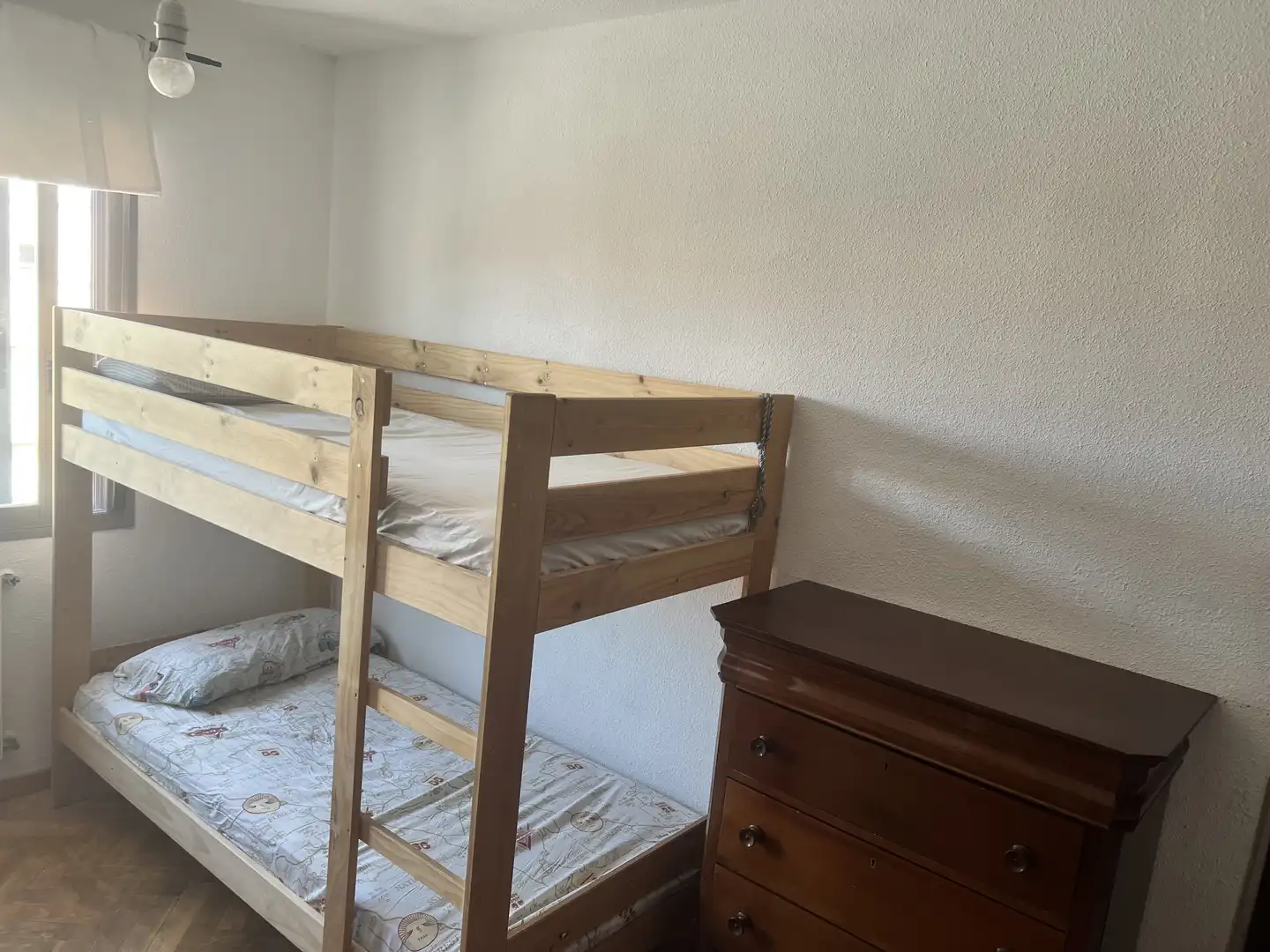 Wohnung zum Verkauf in Avenida del Santuario de Valverde, 88, Montecarmelo Schlafzimmer von Wohnung zum Verkauf in Madrid mit Klimaanlage, Heizung und Privatgarten