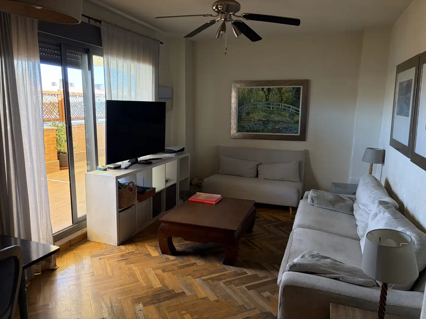 Wohnung zum Verkauf in Avenida del Santuario de Valverde, 88, Montecarmelo Wohnzimmer von Wohnung zum Verkauf in Madrid mit Klimaanlage, Heizung und Privatgarten