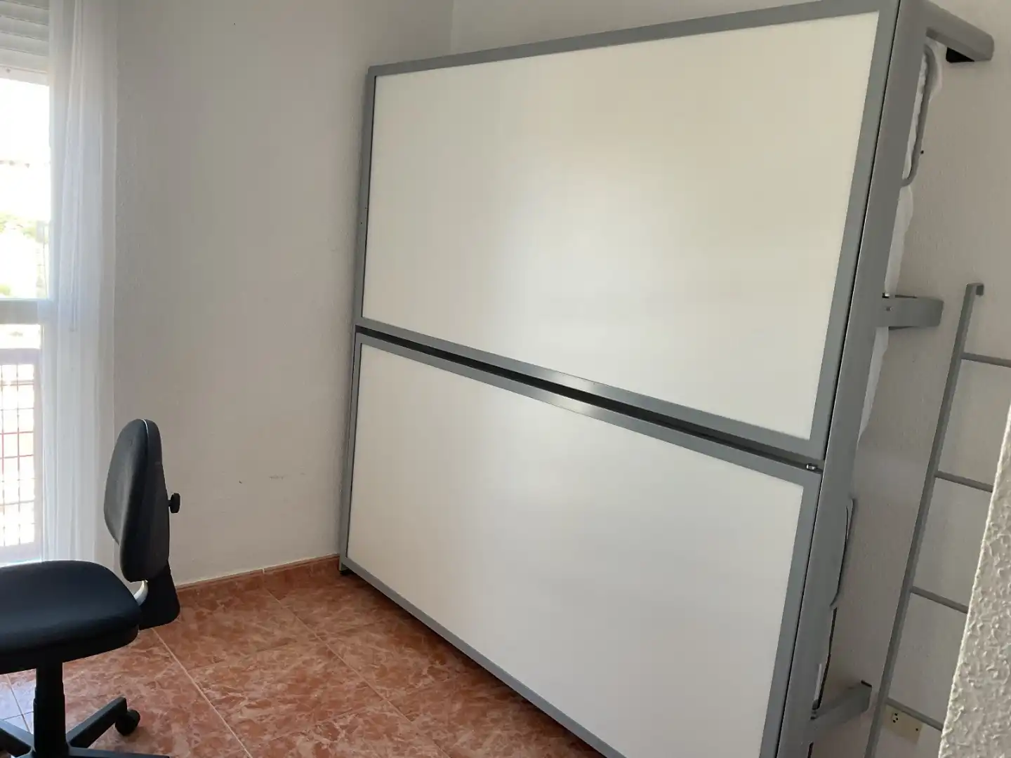 Flat for rent in Camino Dársena, 3, Zona Galúa - Calnegre Kitchen of Flat for rent in La Manga del Mar Menor with Private garden, Terrace and Swimming Pool