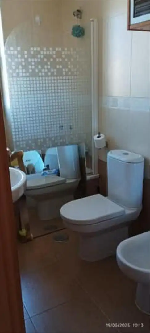 Bathroom of Flat for rent in Mairena del Aljarafe