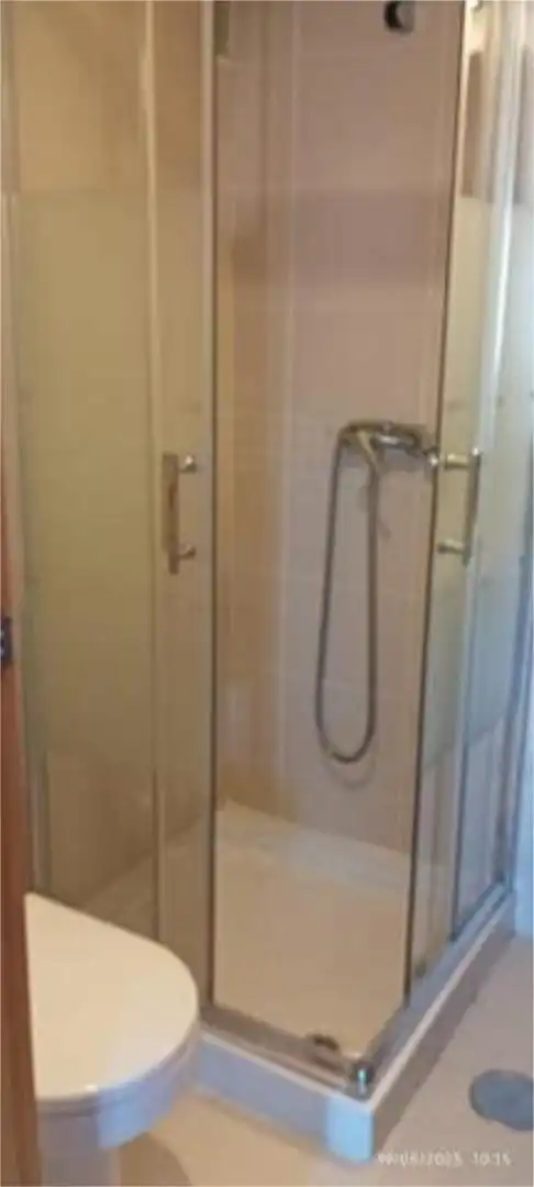 Bathroom of Flat for rent in Mairena del Aljarafe