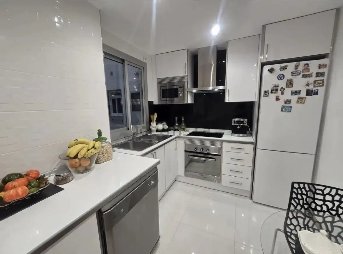 Flat for sale in Carrer de Jaume Balmes, 65, Nord Kitchen of Flat for sale in Palma de Mallorca with Air Conditioner and Balcony
