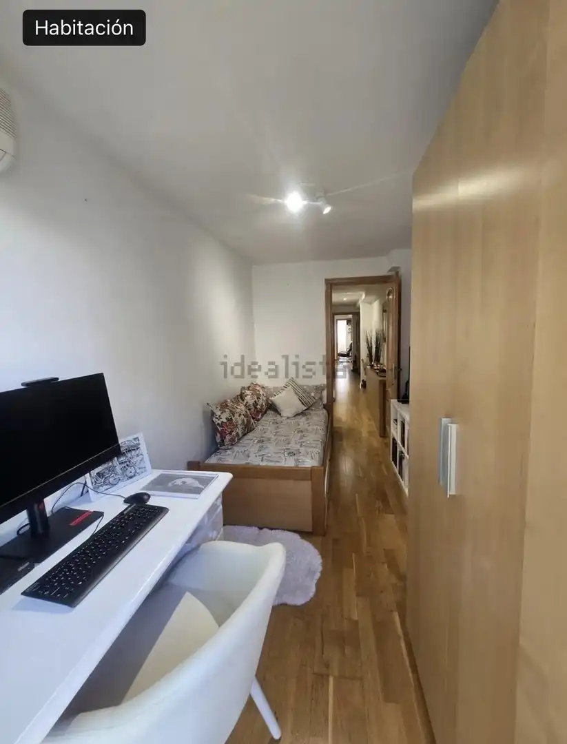 Flat for sale in Carrer de Jaume Balmes, 65, Nord Bedroom of Flat for sale in Palma de Mallorca with Air Conditioner and Balcony