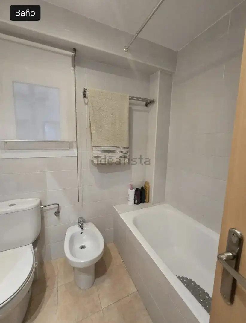Flat for sale in Carrer de Jaume Balmes, 65, Nord Bathroom of Flat for sale in Palma de Mallorca with Air Conditioner and Balcony