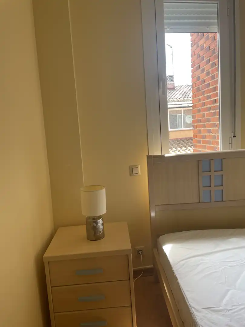 Habitación en Calle San Marcos, 69, Patrocinio - Nueva Talavera Habitación de Piso para compartir en Talavera de la Reina con Aire acondicionado, Calefacción y Amueblado