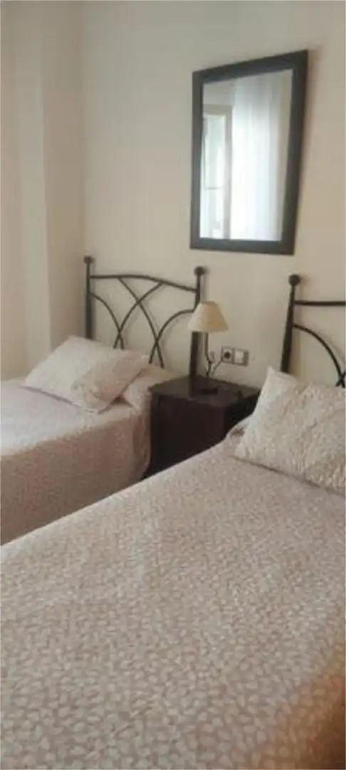 Apartamento de alquiler en San Luis de Sabinillas Habitación de Apartamento de alquiler en Manilva con Calefacción, Jardín privado y Terraza
