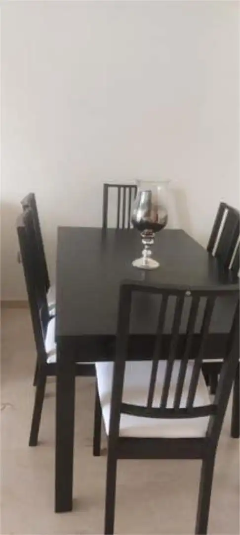 Apartamento de alquiler en San Luis de Sabinillas Comedor de Apartamento de alquiler en Manilva con Calefacción, Jardín privado y Terraza