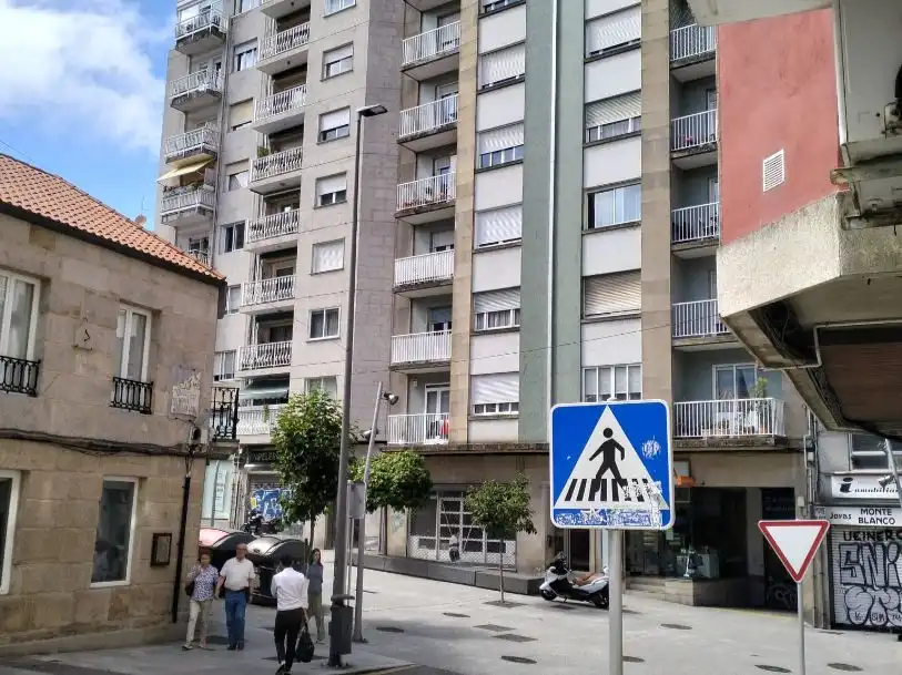 Piso en venta en Rúa Da Ronda de Don Bosco, 31, Centro Urbano Vista exterior de Piso en venta en Vigo con Balcón