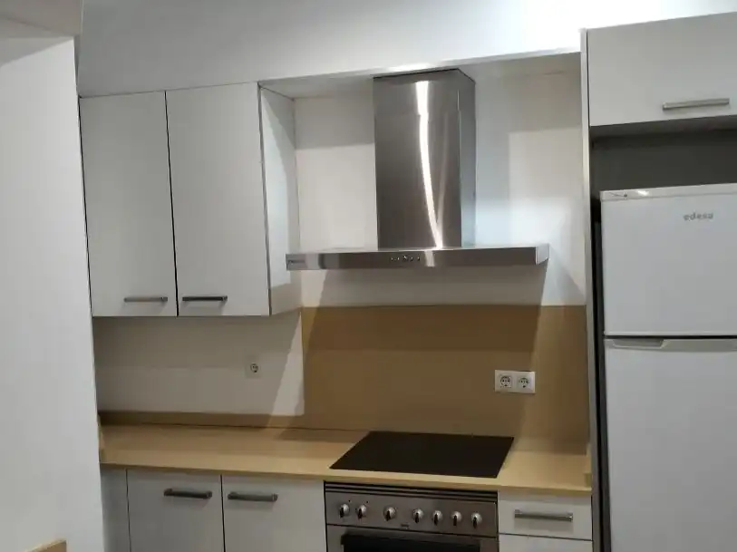 Piso en venta en Rúa Da Ronda de Don Bosco, 31, Centro Urbano Cocina de Piso en venta en Vigo con Balcón
