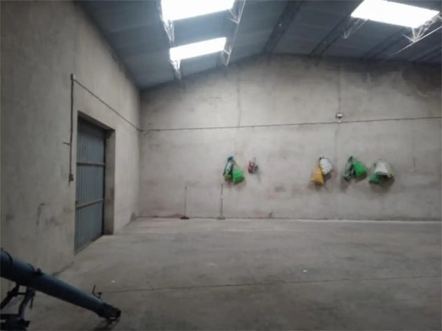Industrial buildings for rent in La Hiniesta 