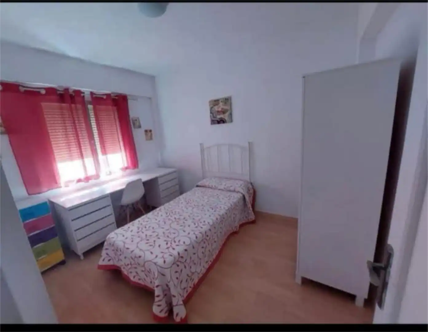 Room in Sur