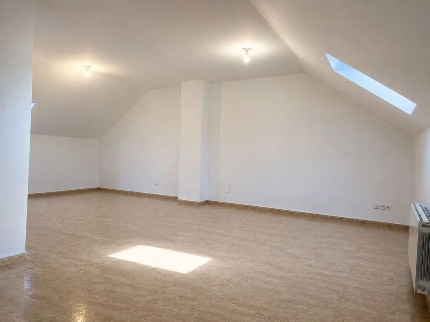 Detached homes for sale in Seseña Detached homes for sale in Seseña with Air Conditioner