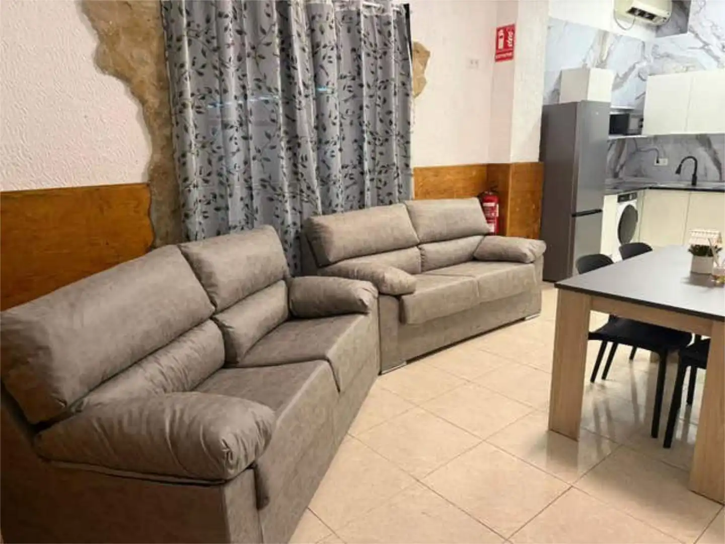 Living room of Apartments for rent in Elche / Elx  with Heating, Private garden and Furnished