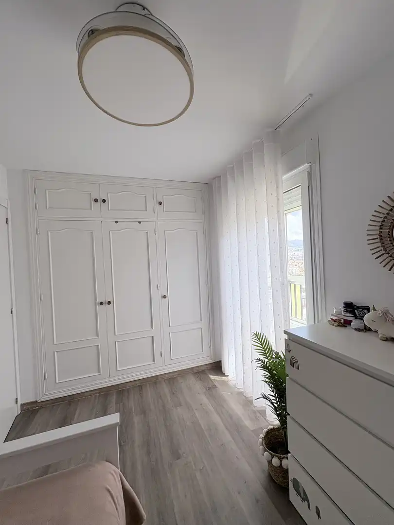 Flat for sale in Calle Gomera, 14, Centro ciudad Bedroom of Flat for sale in Fuengirola with Air Conditioner, Terrace and Storage room